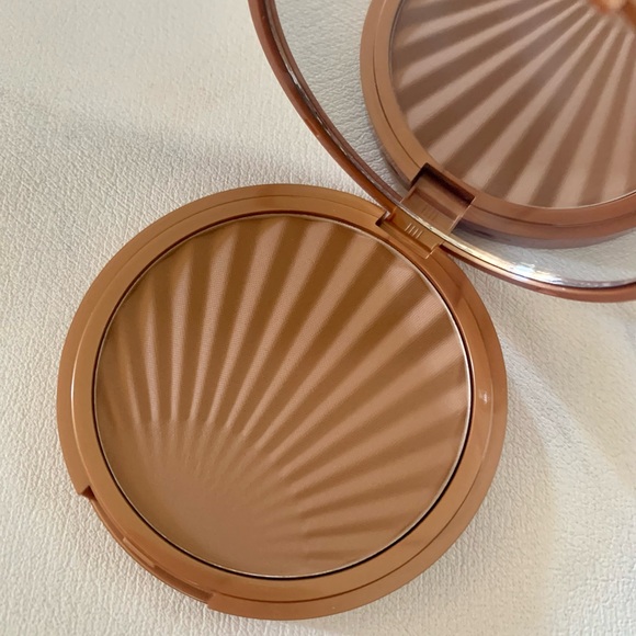 NIB Laura Gellar Baked Impressions Water Resistant Matte Bronzer - Medium - Picture 10 of 11